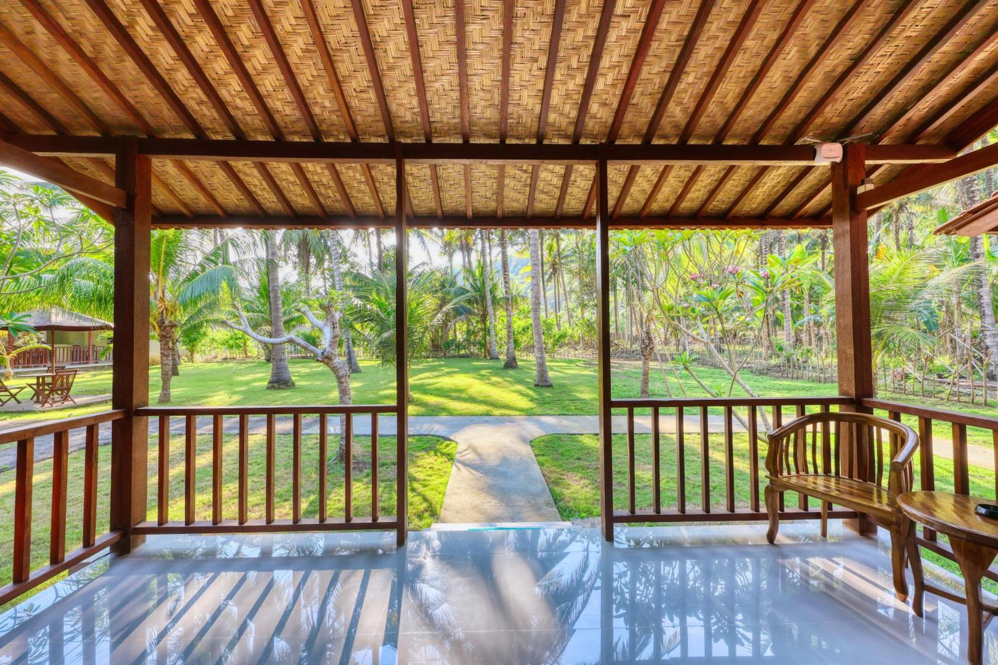 Puri Yalus Bungalow Toyapakeh Zimmer foto