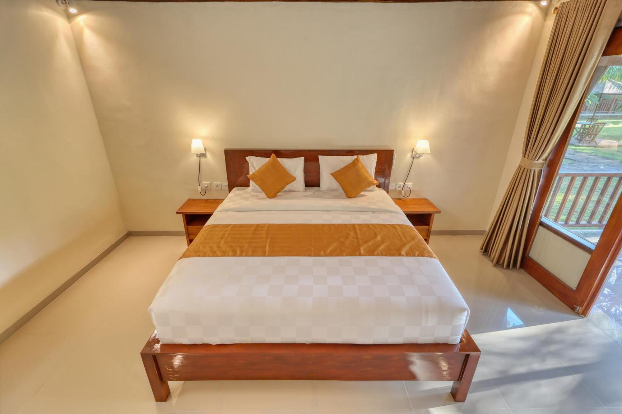 Puri Yalus Bungalow Toyapakeh Zimmer foto
